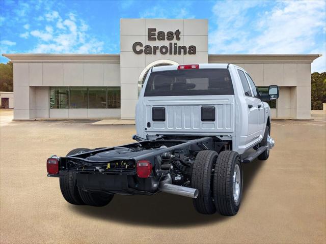 2026 RAM Ram 3500 Chassis Cab RAM 3500 TRADESMAN CREW CAB CHASSIS 4X4 60 CA 2026 RAM Ram 3500 Chassis Cab RAM 3500 TRADESMAN CREW CAB CHASSIS 4X4 60 CA