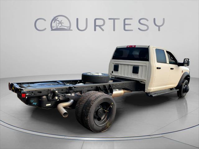 2026 RAM Ram 5500 Chassis Cab RAM 5500 TRADESMAN CHASSIS CREW CAB 4X4 84 CA