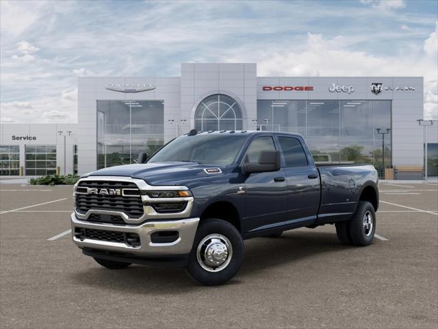 2026 RAM Ram 3500 RAM 3500 TRADESMAN CREW CAB 4X4 8 BOX