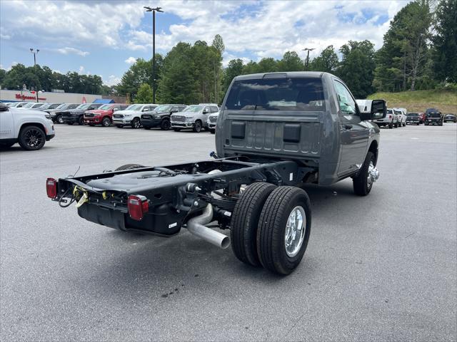 2026 RAM 3500 Chassis RAM 3500 TRADESMAN CHASSIS REGULAR CAB 4X4 60 CA