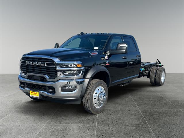 2026 RAM 5500 Chassis RAM 5500 TRADESMAN CHASSIS CREW CAB 4X4 84 CA