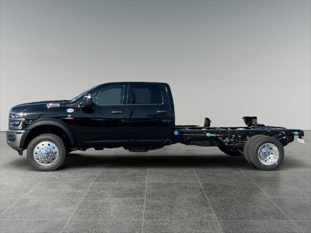 2026 RAM 5500 Chassis RAM 5500 TRADESMAN CHASSIS CREW CAB 4X4 84 CA