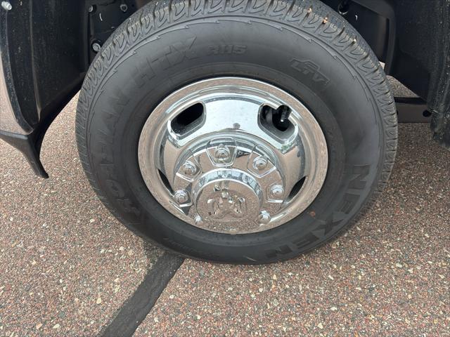 2026 RAM 3500 Chassis RAM 3500 TRADESMAN CHASSIS REGULAR CAB 4X4 60 CA