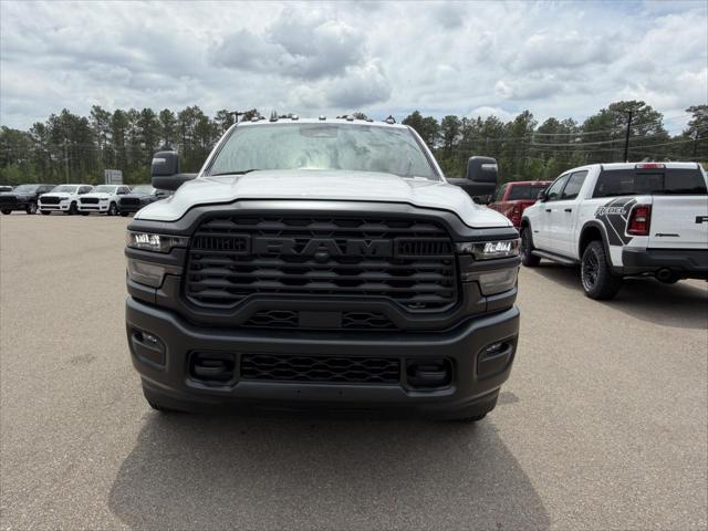 2026 RAM Ram 3500 Chassis Cab RAM 3500 TRADESMAN CREW CAB CHASSIS 4X4 60 CA