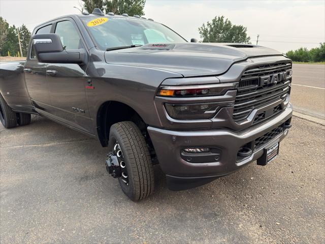 2026 RAM Ram 3500 RAM 3500 LARAMIE CREW CAB 4X4 8 BOX
