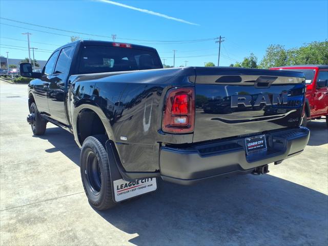 2026 RAM Ram 3500 RAM 3500 TRADESMAN CREW CAB 4X4 8 BOX