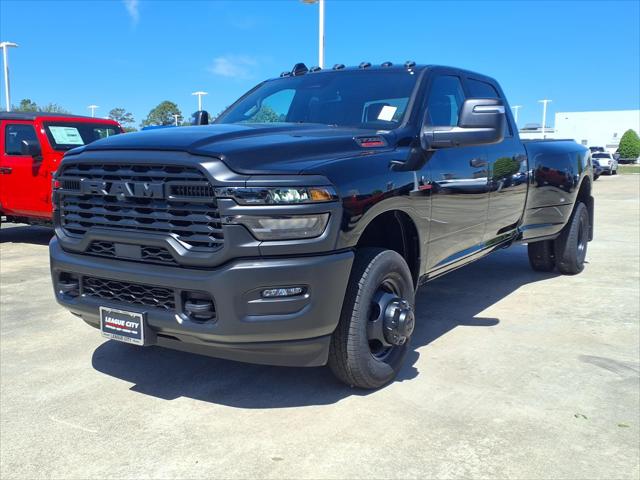 2026 RAM Ram 3500 RAM 3500 TRADESMAN CREW CAB 4X4 8 BOX