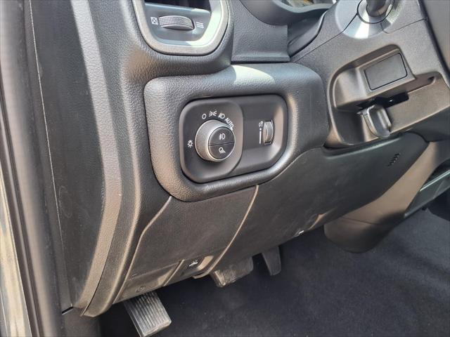 2026 Ram 2500 Black Express Crew Cab 4x4 6'4" Box