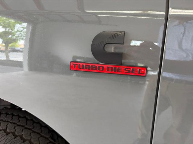 2026 Ram 2500 Black Express Crew Cab 4x4 6'4" Box