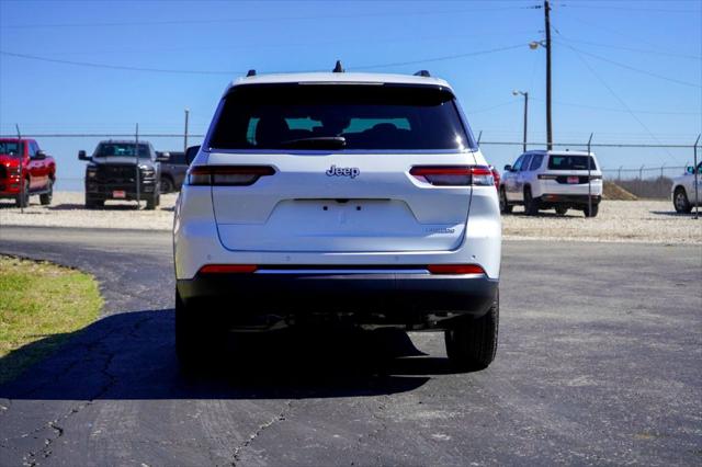 2026 Jeep Grand Cherokee L Altitude 4x2