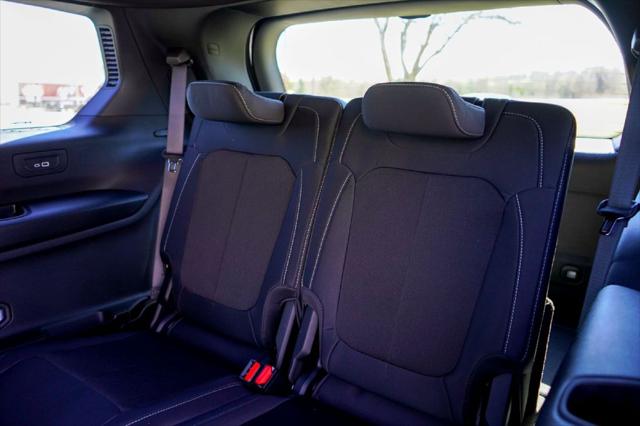 2026 Jeep Grand Cherokee L Altitude 4x2