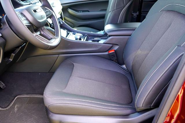 2026 Jeep Grand Cherokee L Altitude 4x2