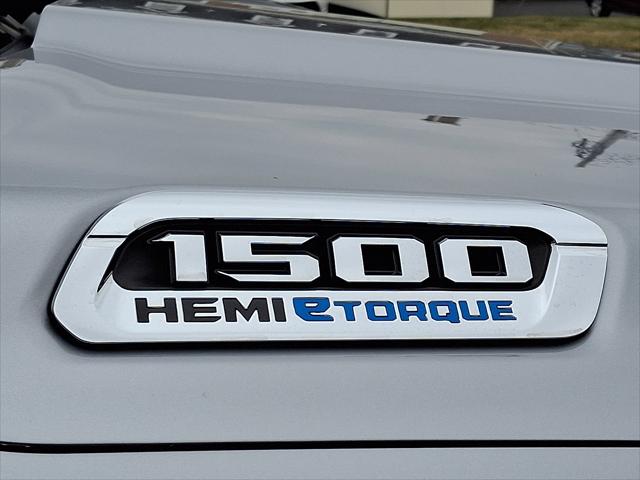 2022 RAM 1500 Big Horn Crew Cab 4x4 57 Box