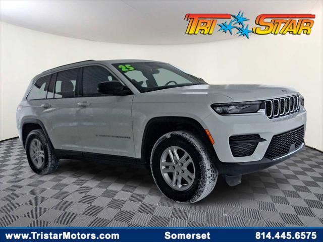 2025 Jeep Grand Cherokee Laredo 4x4