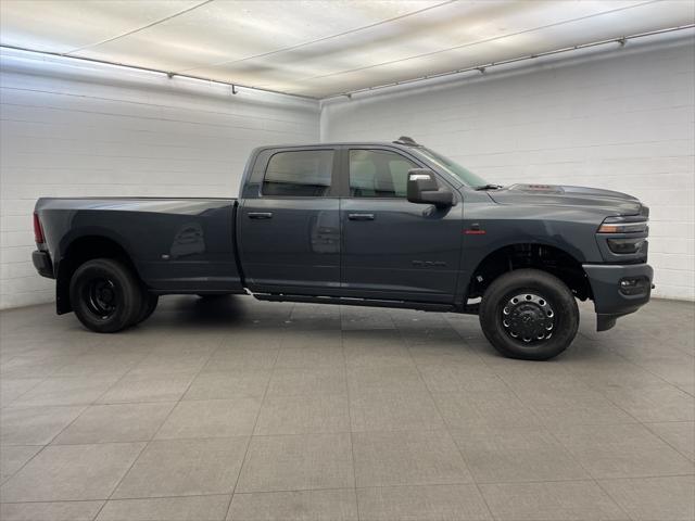 2026 RAM Ram 3500 RAM 3500 LARAMIE CREW CAB 4X4 8 BOX