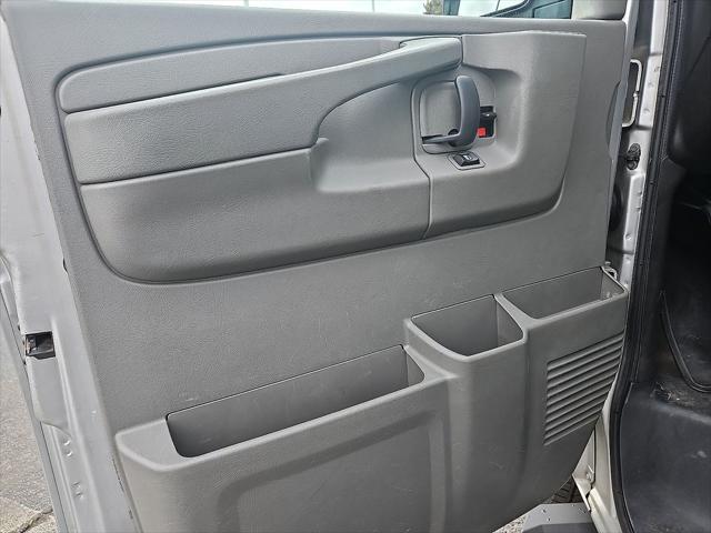 2011 Chevrolet Express LT