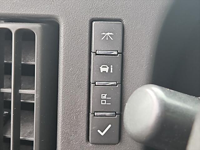 2011 Chevrolet Express LT