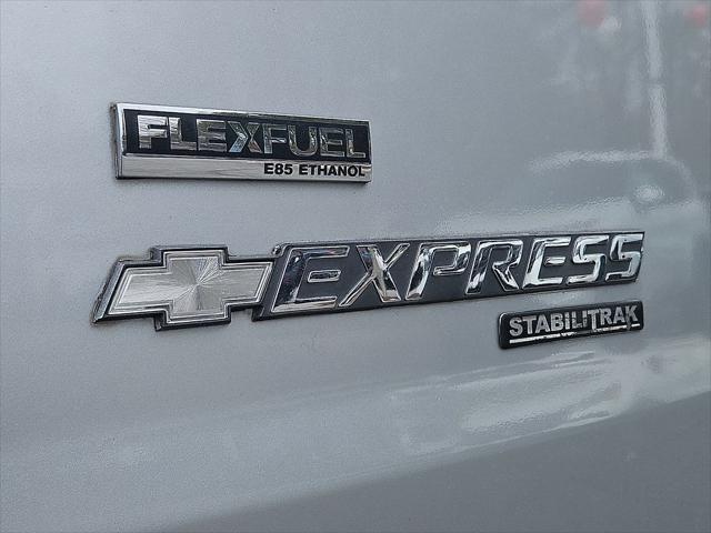 2011 Chevrolet Express LT