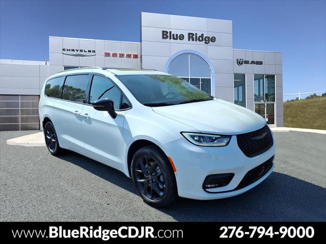2026 Chrysler Pacifica Limited AWD for sale in Lebanon, VA