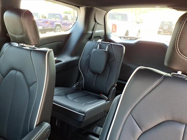 2026 Chrysler Pacifica Limited AWD
