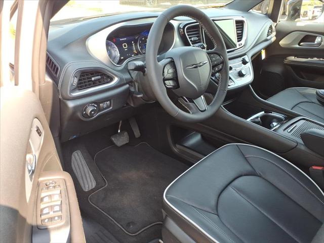 2026 Chrysler Pacifica Limited AWD