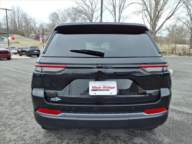 2026 Jeep Grand Cherokee Altitude 4x4