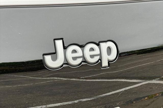 2026 Jeep Grand Cherokee L Grand Cherokee Laredo X 4x4