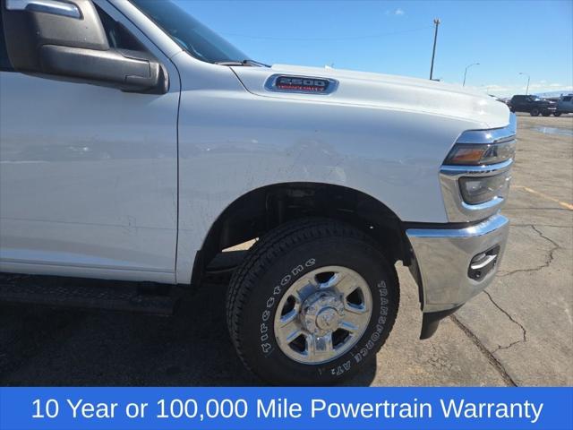 2026 RAM 2500 Tradesman Crew Cab 4x4 64 Box