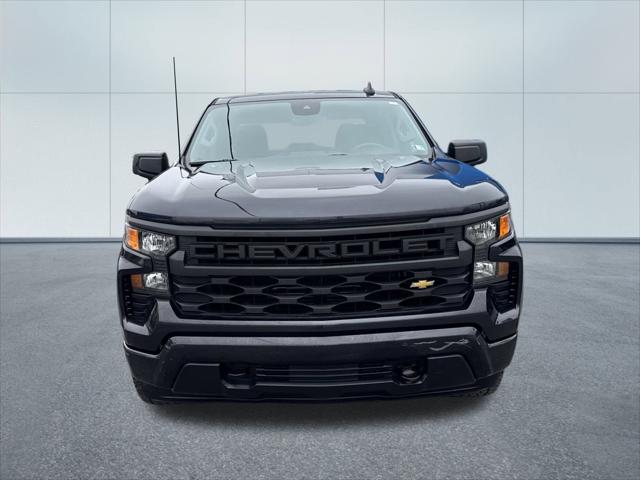 2023 Chevrolet Silverado 1500 4WD Crew Cab Short Bed Custom