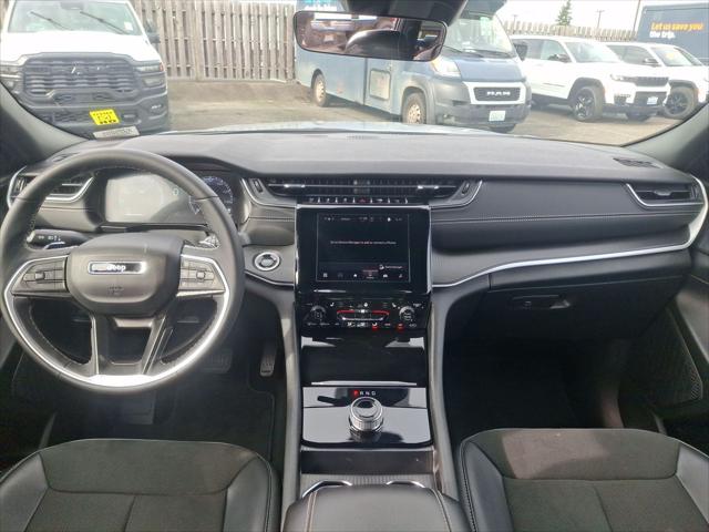 2025 Jeep Grand Cherokee L Altitude X 4x4