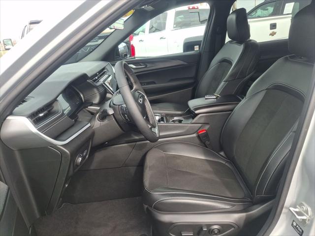 2025 Jeep Grand Cherokee L Altitude X 4x4