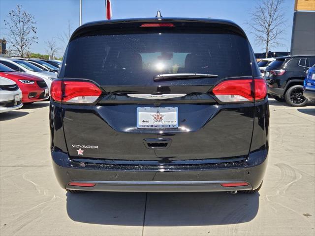 2026 Chrysler Voyager LX