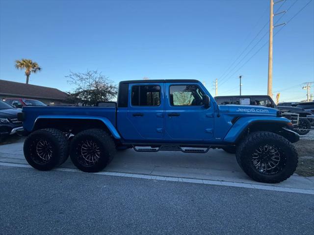 2022 Jeep Gladiator Sport