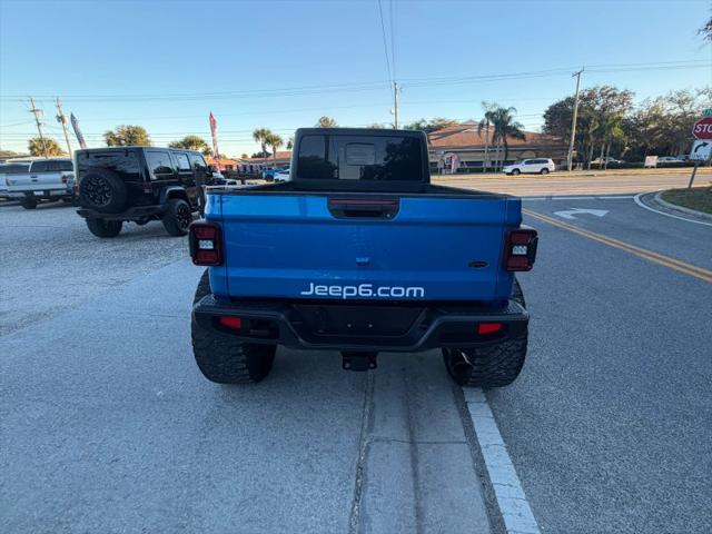 2022 Jeep Gladiator Sport