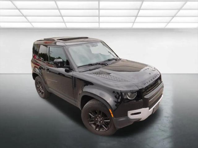 2024 Land Rover Defender 90 P300 S