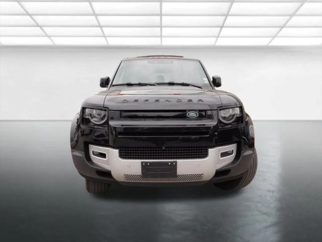 2024 Land Rover Defender 90 P300 S