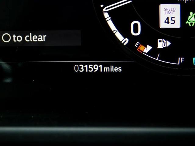 2024 Land Rover Defender 90 P300 S