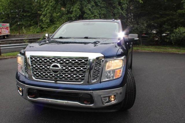 2018 Nissan Titan SV