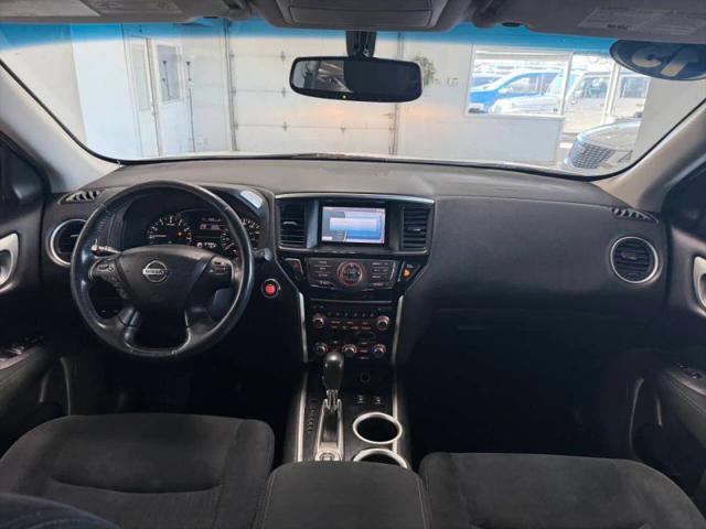 2015 Nissan Pathfinder SL