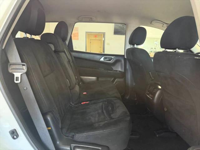 2015 Nissan Pathfinder SL