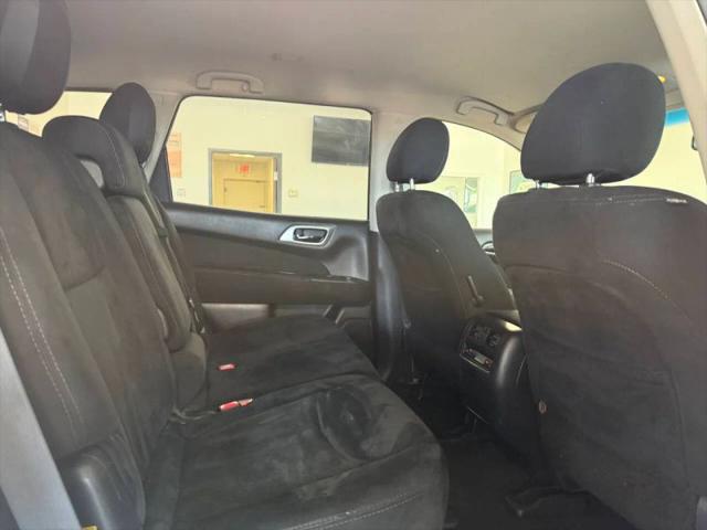 2015 Nissan Pathfinder SL