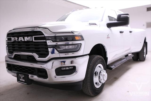 2026 RAM Ram 3500 RAM 3500 TRADESMAN CREW CAB 4X4 8 BOX