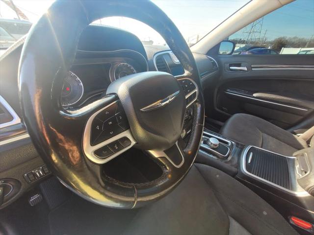 2019 Chrysler 300 Touring