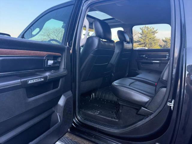 2018 Ram 1500 Laramie Crew Cab 4x4 5'7" Box