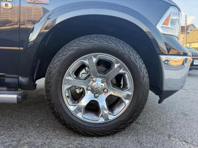2018 Ram 1500 Laramie Crew Cab 4x4 5'7" Box