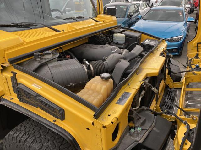 2003 HUMMER H2 Base