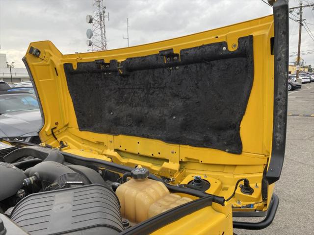 2003 HUMMER H2 Base