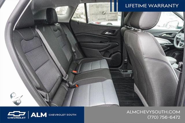 2025 Chevrolet Trax FWD LT