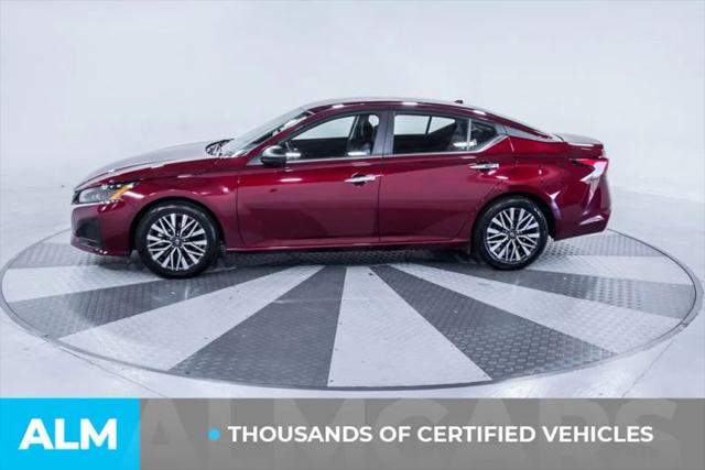 2025 Nissan Altima SV FWD