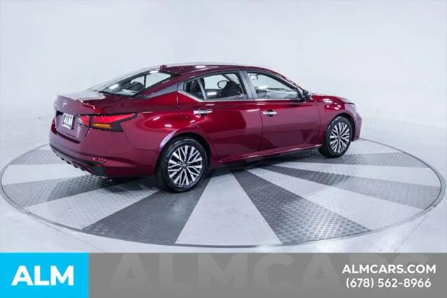 2025 Nissan Altima SV FWD